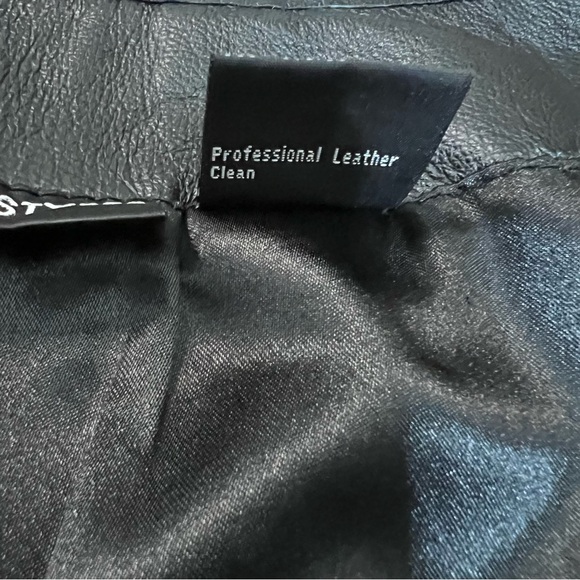 VINTAGE METROSTYLE Black Leather Flared Gored
A-line Fully Lined Goth Skirt 10 - Picture 10 of 12